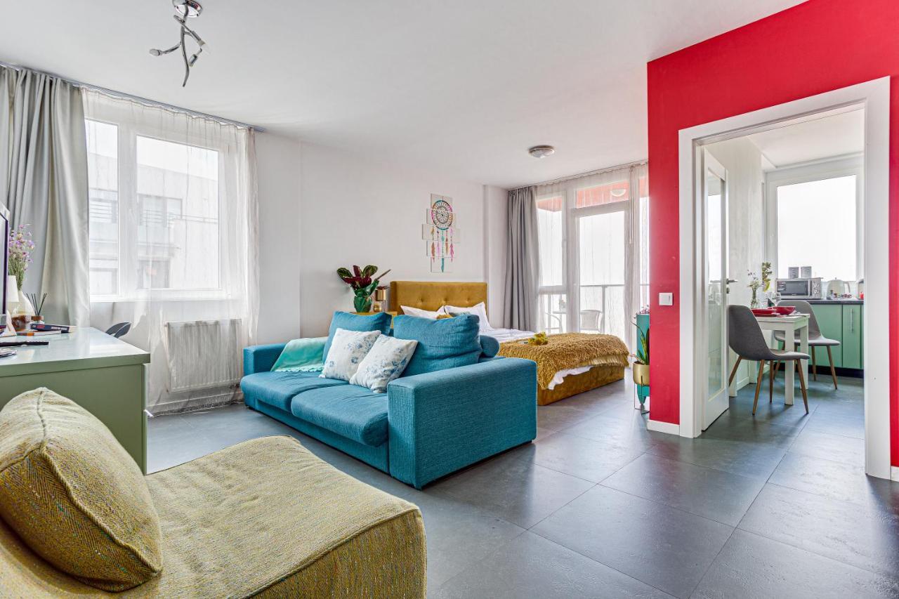 Dodi Studio Compact Arad Exterior foto